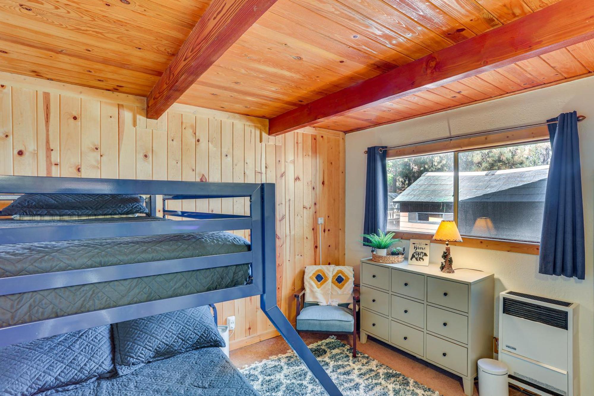 Big Bear Lake Cabin About 1 Mi To Snow Summitandbig Bear Villa Luaran gambar